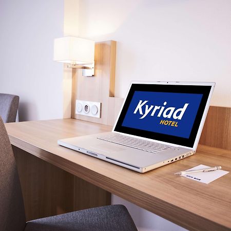 Kyriad Hotel Laval Laval (Mayenne) Exterior foto
